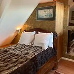 Caravaggio Boutique Suites